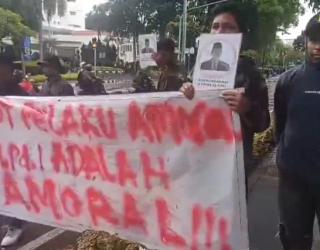 Kakanwil Kementerian Agama Provinsi Maluku Diminta Mundur Terkait Dugaan Perselingkuhan