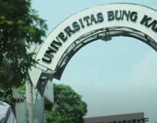 Kampus Bung Karno Gelar Seminar, Dekan FISIP UBK Frangky P. Roring : Suaka dan Pengungsi Perlu Perhatian Semua pihak