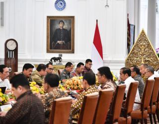 Panglima TNI dan Sejumlah Menteri Hadiri Ratas Bersama Jokowi, Ini yang Dibahas