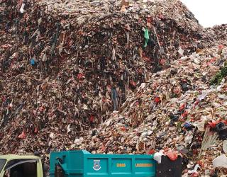 Rapor Merah Kinerja Pemkot Tangsel Warga Resah Bau Sampah di TPA, Solusi Tak Kunjung Datang