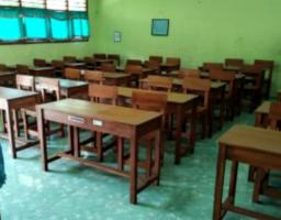 Viral MBG di Sekolah Tanpa Siswa, DPR: Ini Skandal Pendidikan