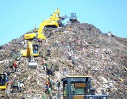 Tragedi Longsor Sampah Bantargebang Tewaskan 4 Orang