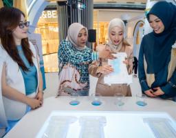 Nikita Willy Ungkap Pentingnya Sentuhan Lembut untuk Tumbuh Kembang Bayi