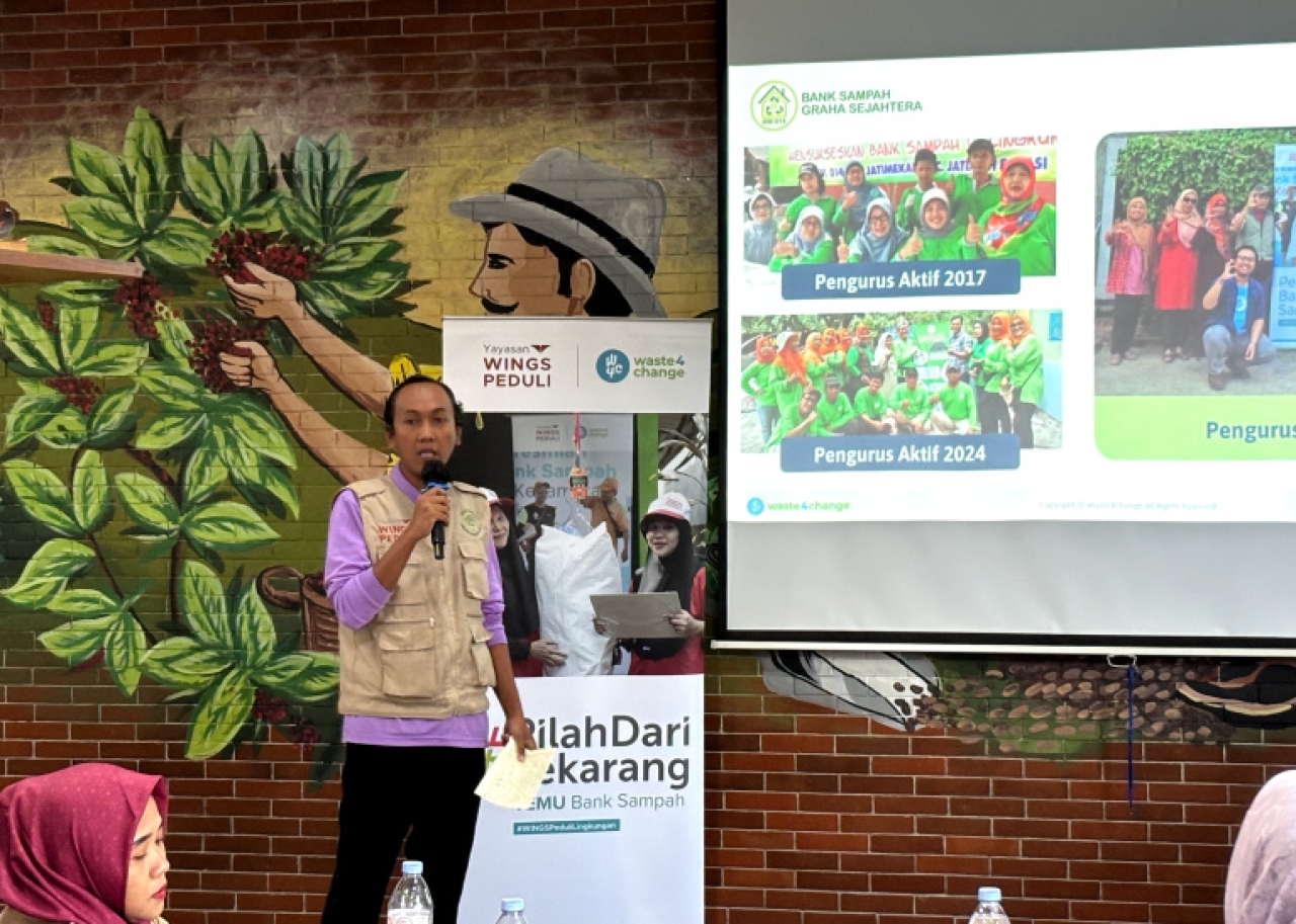 Program Bank Sampah Berdayakan 200 Keluarga di Tiga Kota Besar