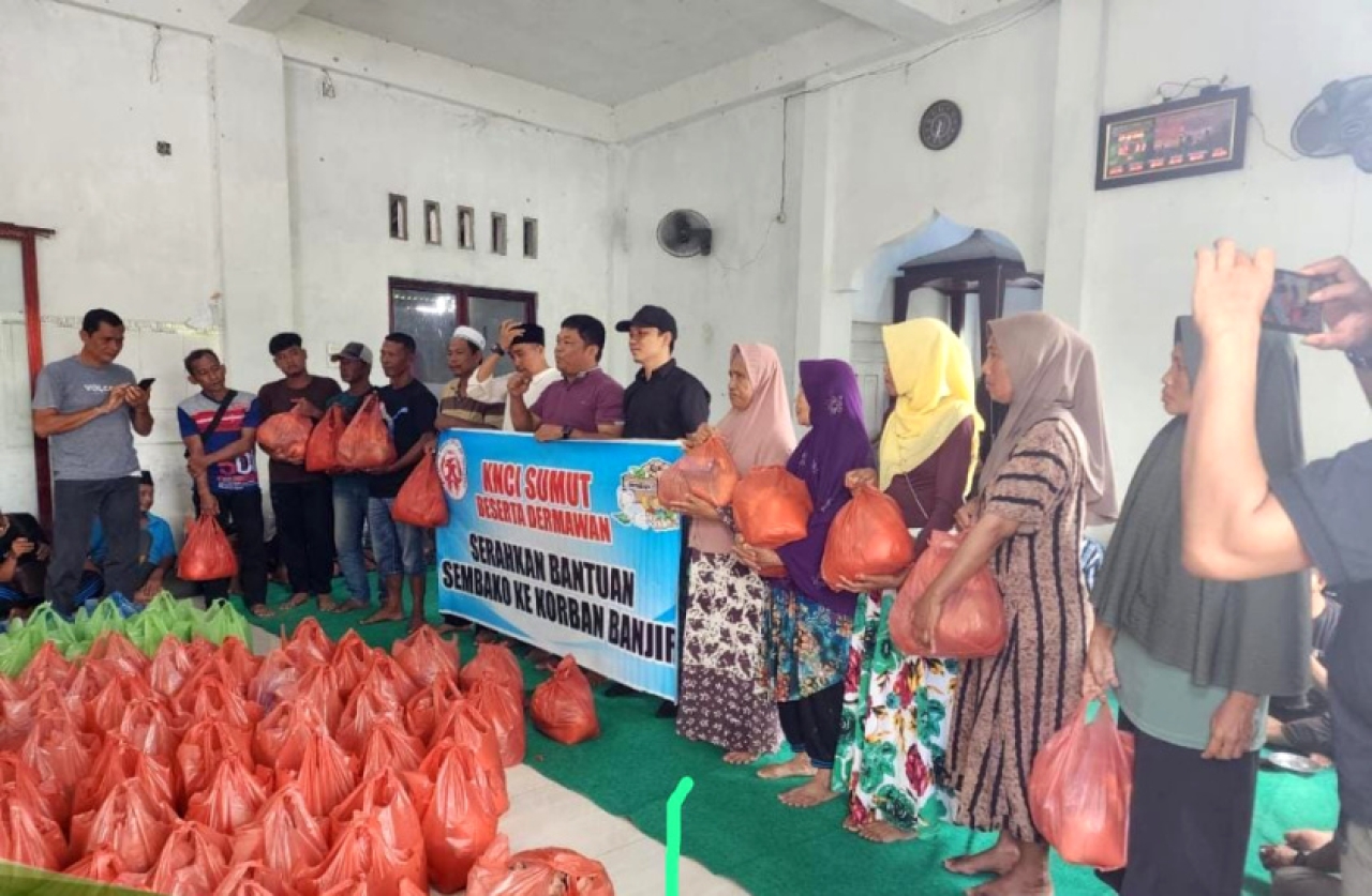 KNCI Turun ke Hamparan Perak, 110 Keluarga Terdampak Banjir Dapat Bantuan