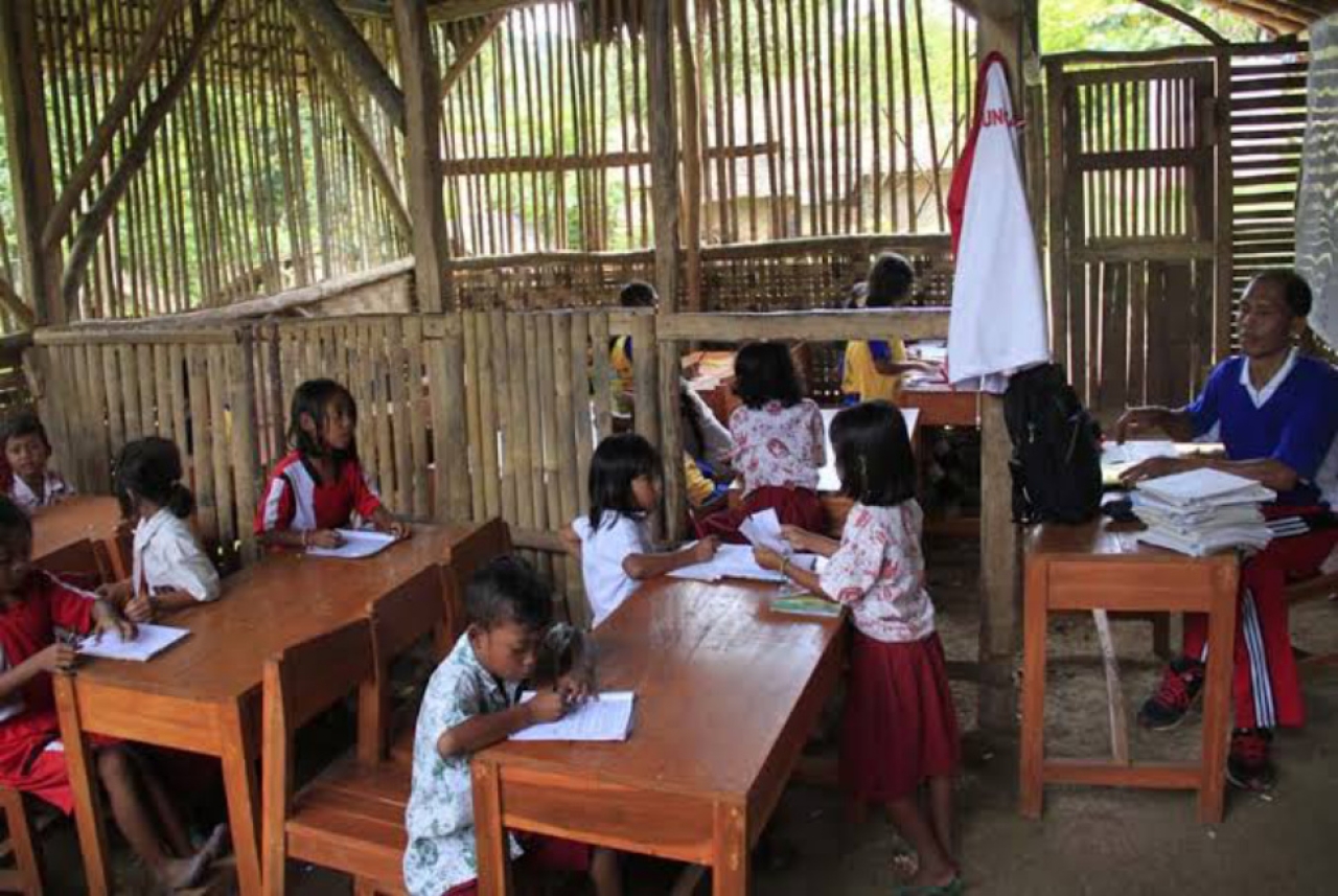 Komisi X DPR Soroti Dugaan 700 Ribu Anak Papua Tak Bersekolah