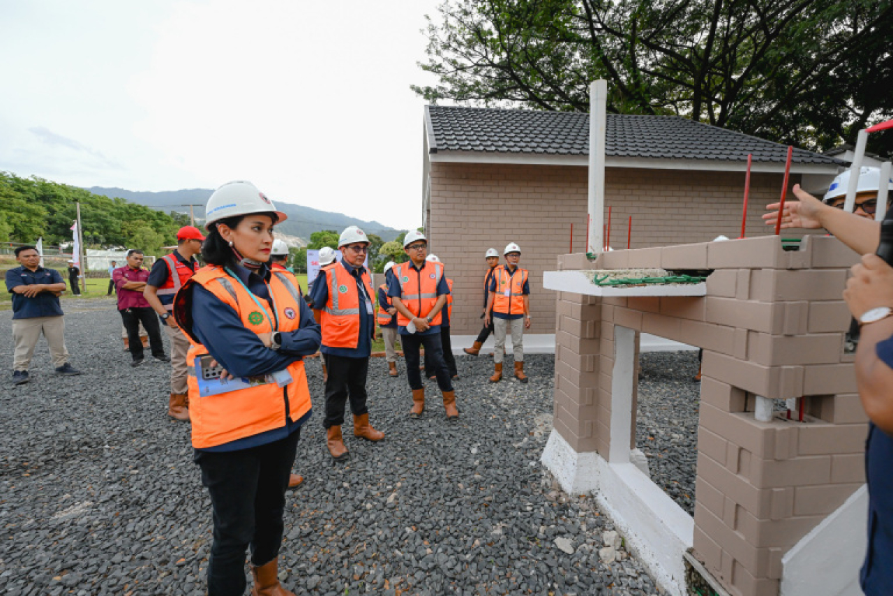 Ribuan Bata Presisi Disiapkan untuk Percepat Hunian Pascabencana